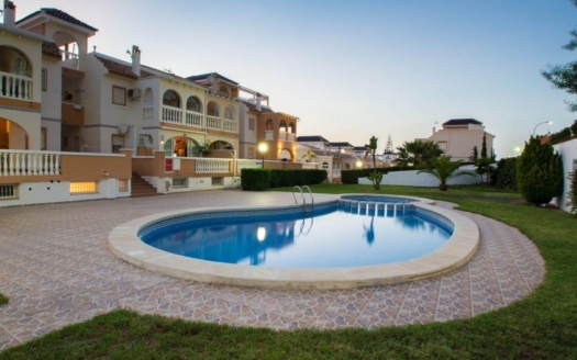 Apartment in Torrevieja – EE12032