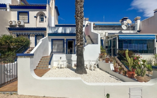 Casa adosada en Orihuela Costa – EE11926