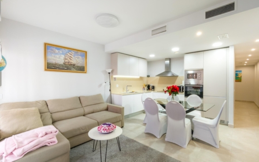 Appartement à Torrevieja – EE11893