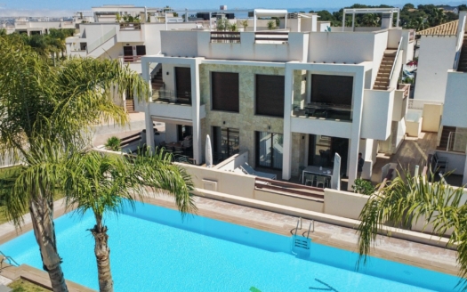 Apartment in Torrevieja – EE11938