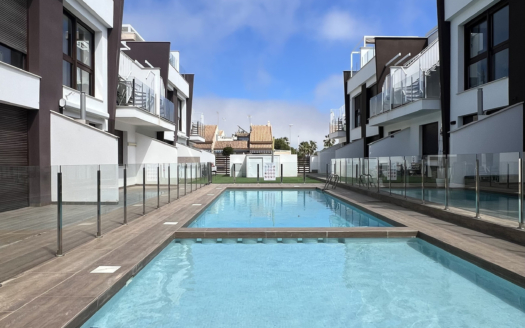 Mieszkanie w San Pedro del Pinatar – EE11935