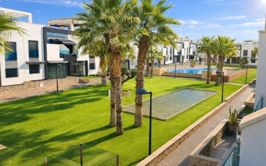 Penthouse à Torrevieja – EE11638