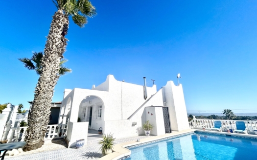 Villa à Villamartin – EE11833