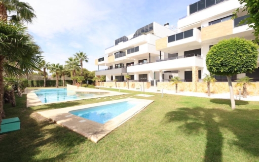 Apartment in Orihuela Costa – EE8352