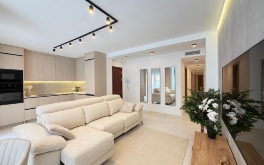 Appartement à Torrevieja – EE11929