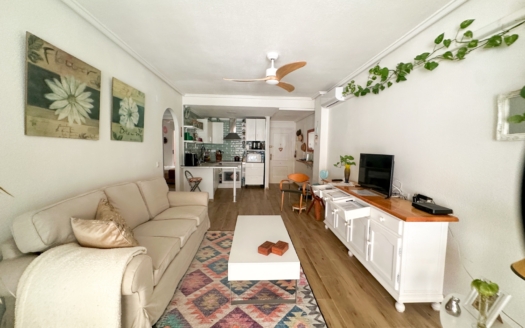 Apartment in Torrevieja – EE11798