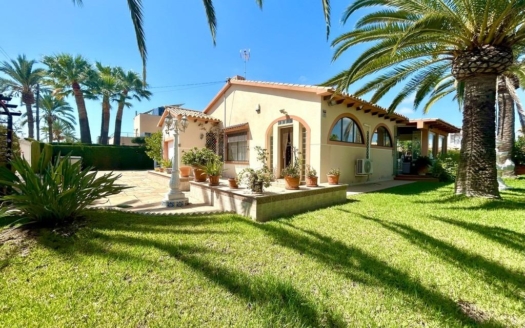 Villa in Orihuela Costa – EE9292