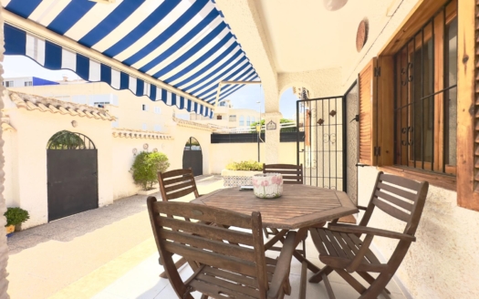 Willa w Orihuela Costa – EE12255
