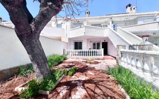Bungalow w Orihuela Costa – EE12048