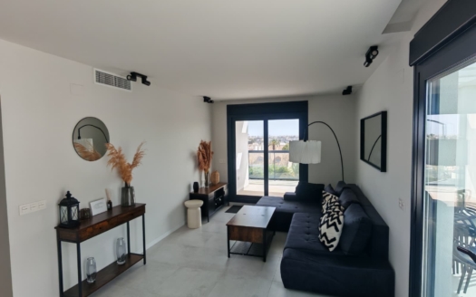 Apartment in Pilar de la Horadada – EE12349