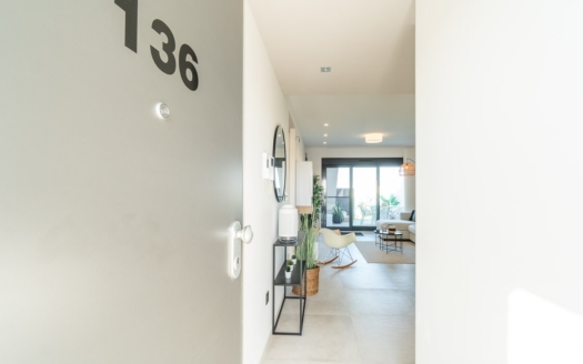 Apartment in El Raso – EE12285