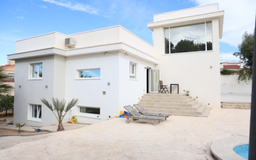 Villa i Ciudad Quesada – EE8302
