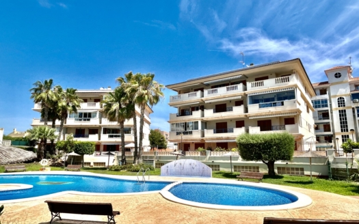 Apartment in La Mata – EE12356