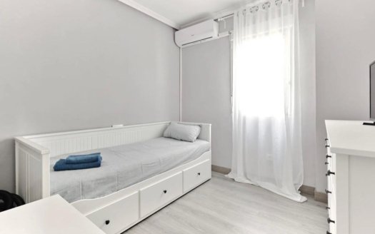 Apartament w Torrevieja – EE12046