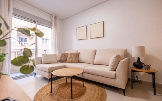 Appartement à Torrevieja – EE12480