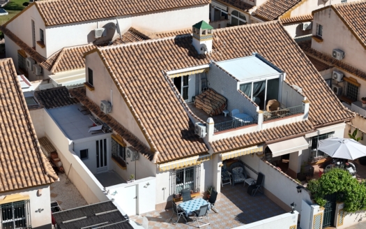 Bungalow en La Zenia – EE10245
