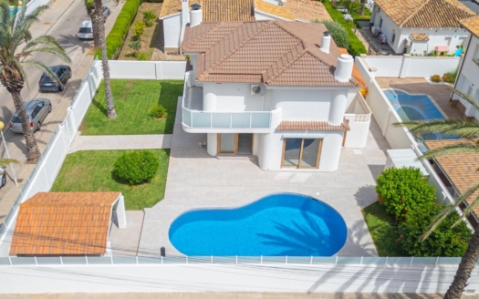Villa in Orihuela Costa – EE12318