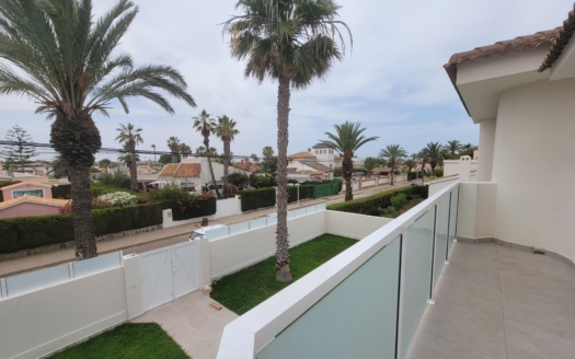 Villa in Orihuela Costa – EE12318