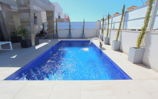 Villa in Villamartin – EE8543