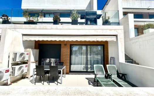Apartment in Villamartin – EE12319