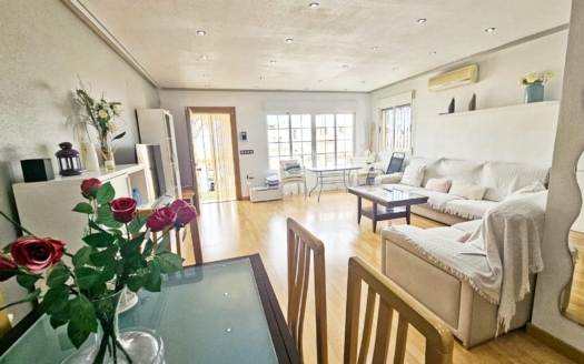 Town House in Orihuela Costa – EE12488