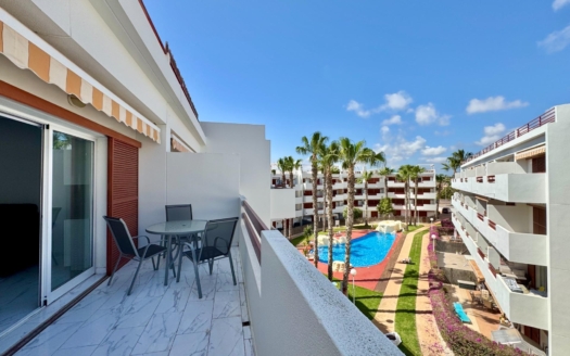 Apartment in Orihuela Costa – EE12367