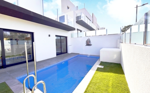 Villa in Villamartin – EE12330