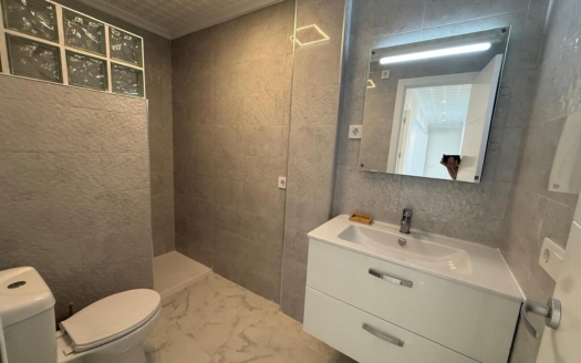 Apartament w Torrevieja – EE12409