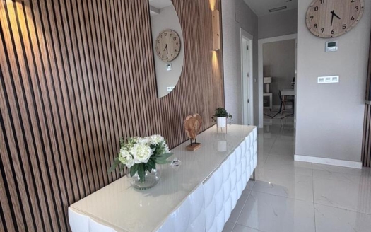 Villa en Villamartín – EE12018
