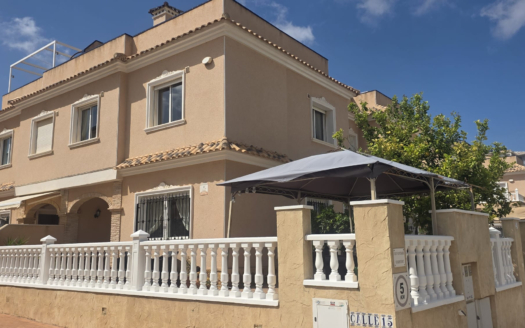 Villa i Orihuela Costa – EE12029