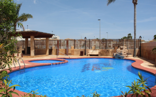 Villa i Orihuela Costa – EE12029