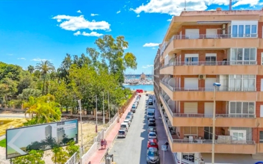 Apartment in Torrevieja – EE12489