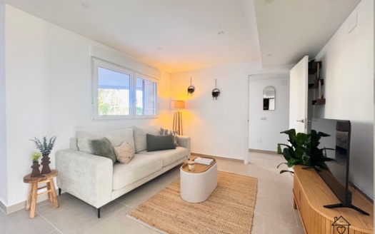 Apartment in Torrevieja - EE12489
