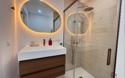 Apartment in Torrevieja - EE12489