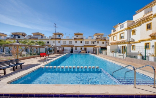 Dom w Torrevieja – EE11469