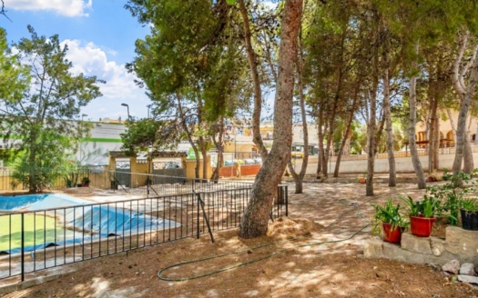 Villa in Torrevieja – EE12339