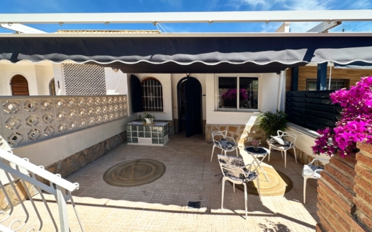 Town House in Orihuela Costa – EE12362