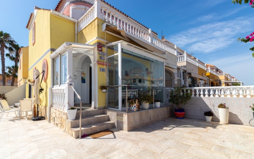 Terraced house in Orihuela Costa – EE13003