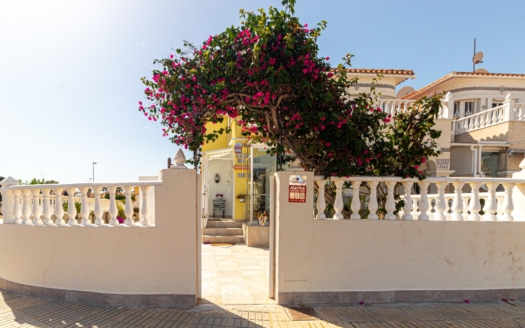 Terraced house in Orihuela Costa – EE13003