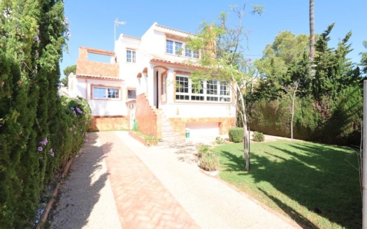 Villa in Orihuela Costa – EE8617