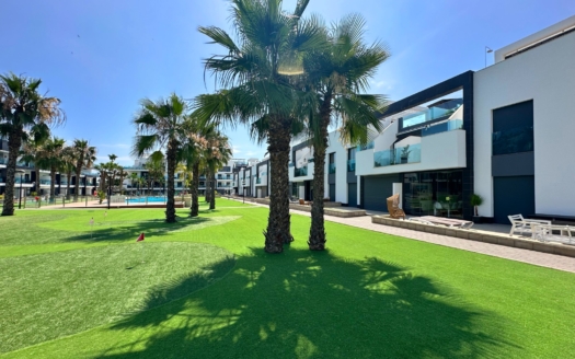 Penthouse in Guardamar del Segura – EE12923