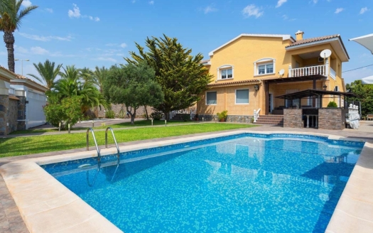 Villa in Orihuela Costa – EE12603