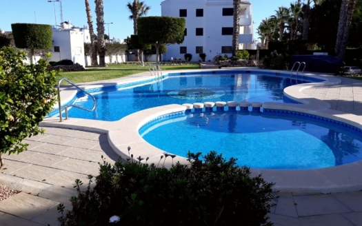 Apartamento en Villamartín – EE12534
