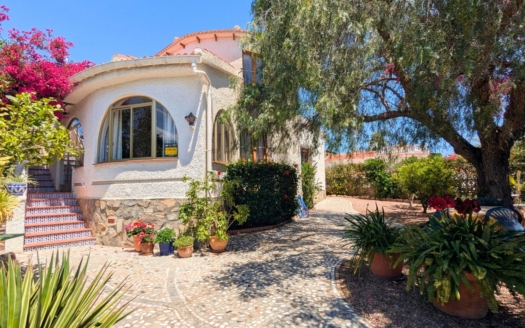 Villa in Ciudad Quesada – EE12500