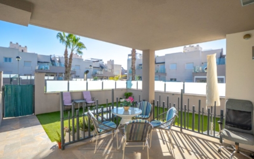 Leilighet i Torrevieja – EE11240