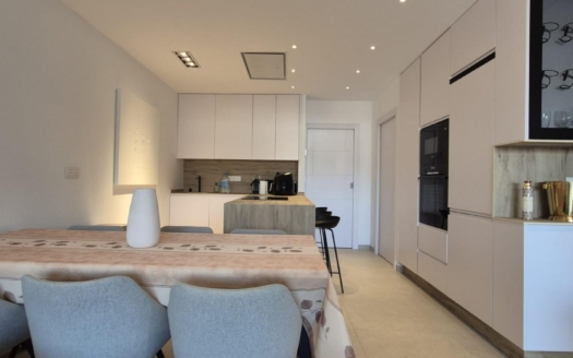 Apartment in San Pedro del Pinatar – EE13001