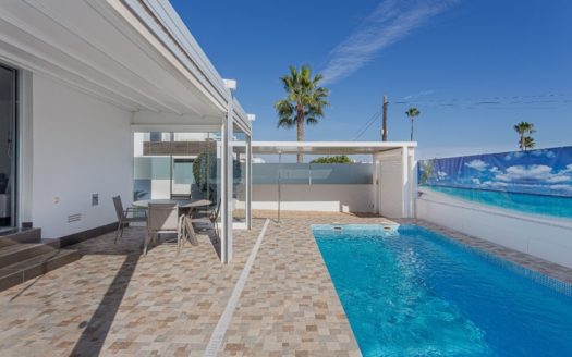 Villa in Orihuela Costa – EE11422