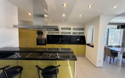 Villa in Torrevieja – EE12496