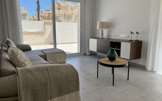 Apartment in Torrevieja – EE8308