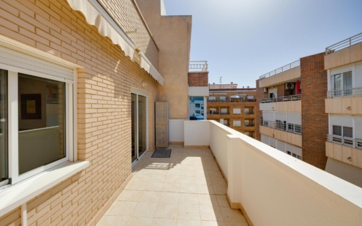 Penthouse in Torrevieja – EE12915